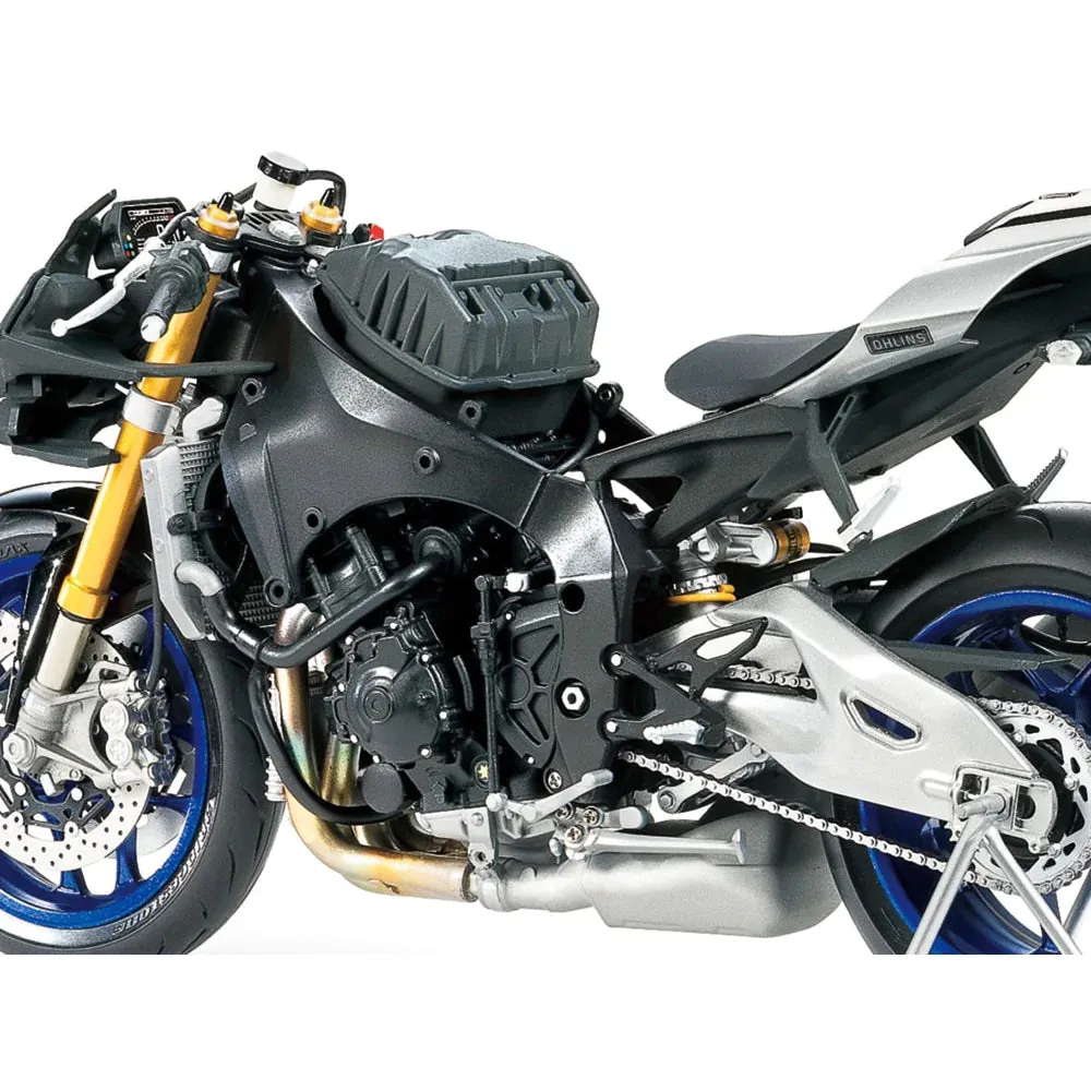 1/12 Yamaha YZFR1M