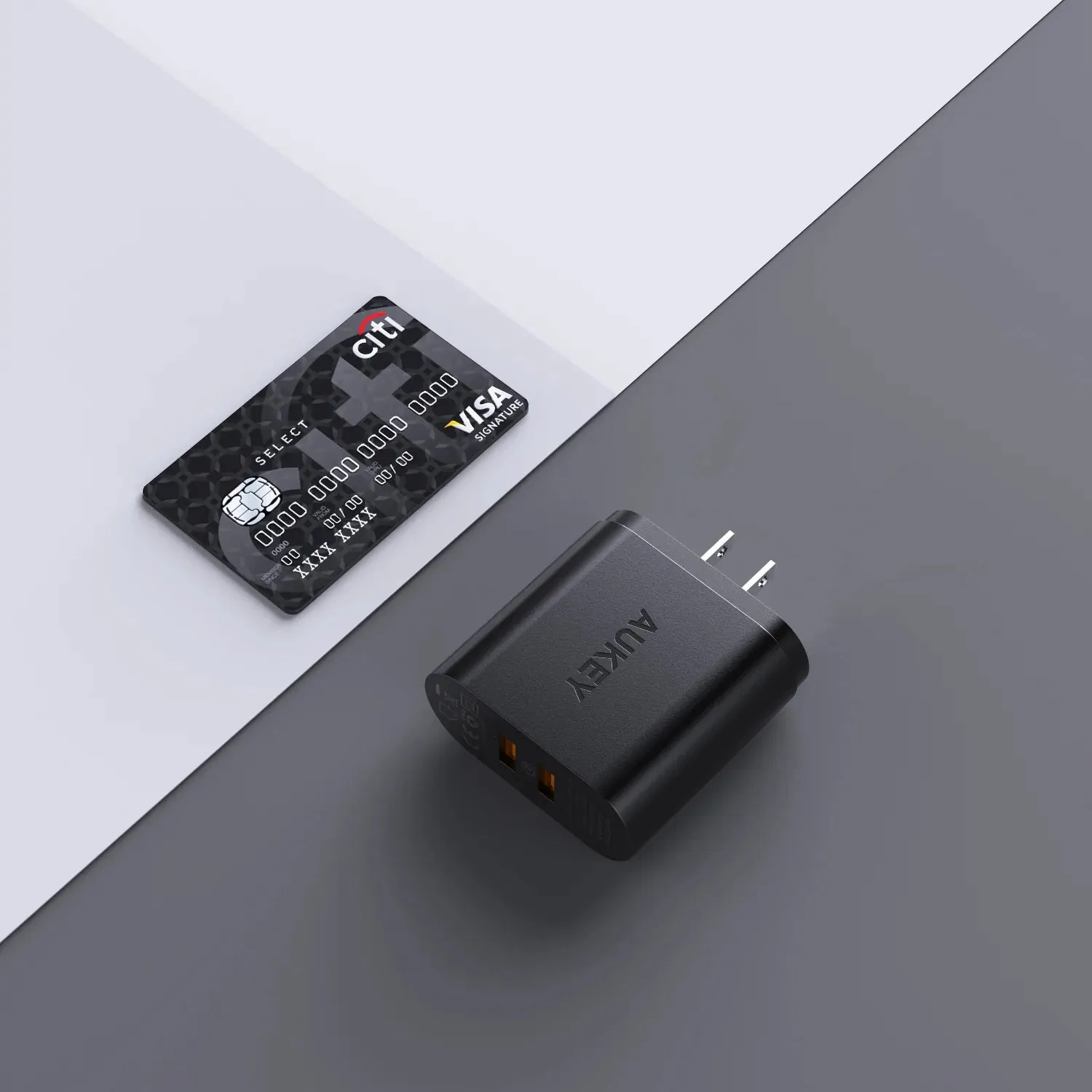 Accel Easy Charge with 3 USB Ports PA-T16