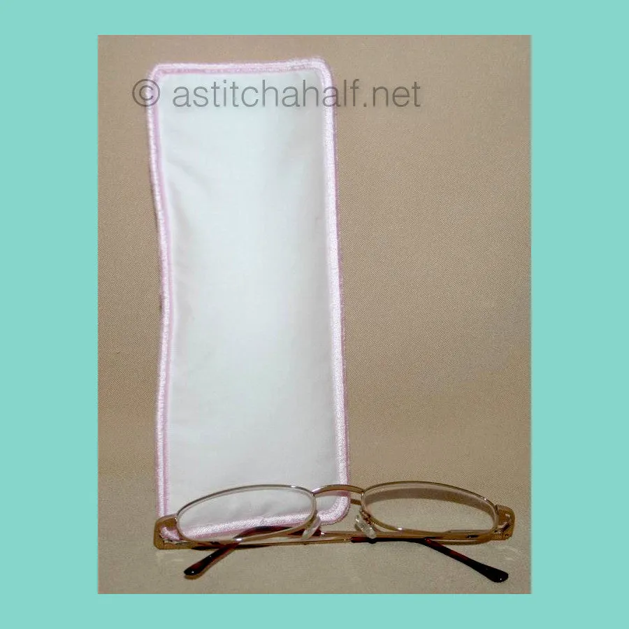 Birdie Bonnet Eyeglass Case