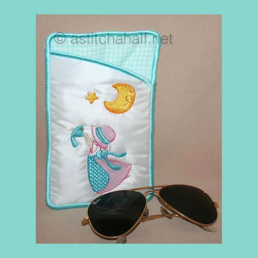 Birdie Bonnet Eyeglass Case