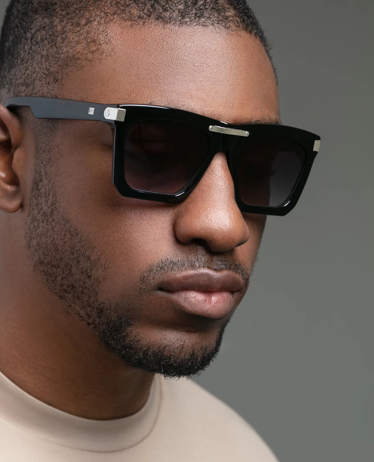 BOND Black Sunglasses by Rockford Collection