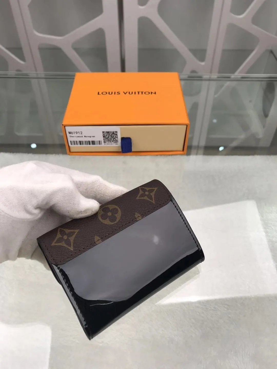 Cherrywood Compact Wallet