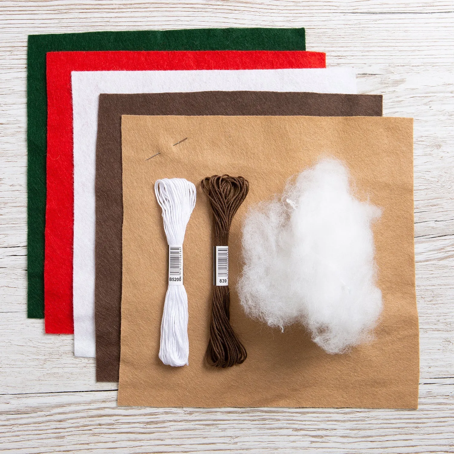 Felt Craft Kit - 6 Traditional Christmas Baubles