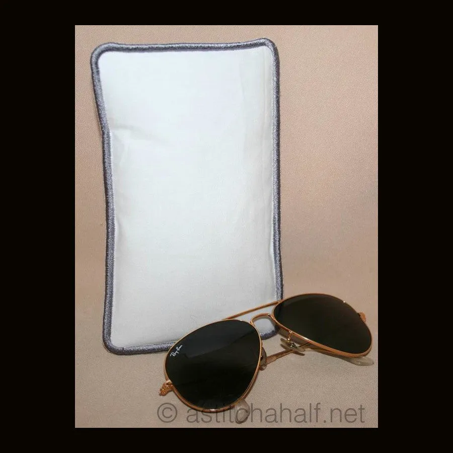 Japanese Girl Eyeglass Cases 02
