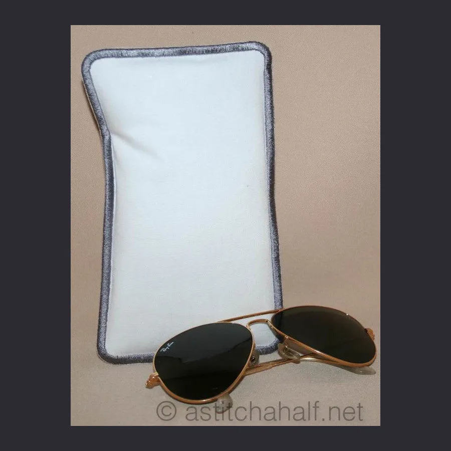 Japanese Girl Eyeglass Cases 03