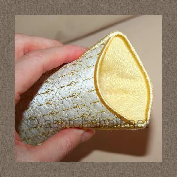 Nature Miss Bonnet Eyeglass Cases