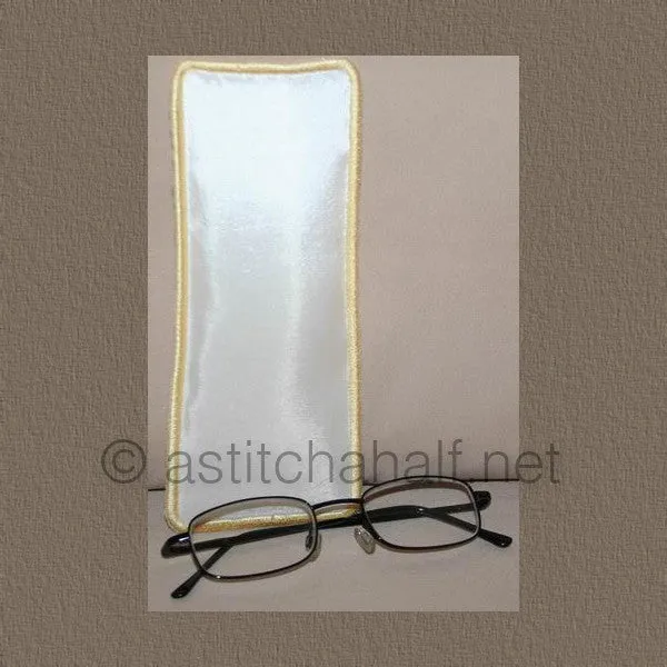 Nature Miss Bonnet Eyeglass Cases