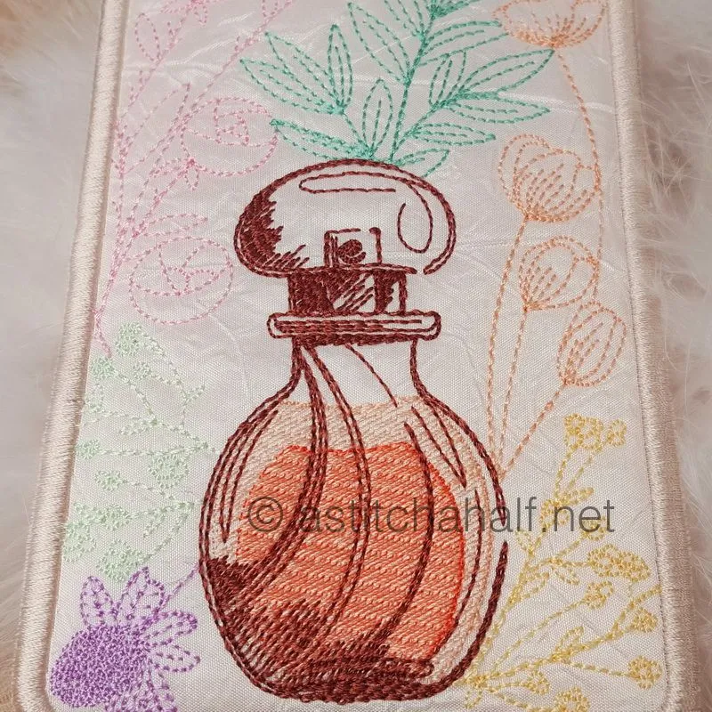 Pensant à vous Eau De Parfum Eyeglass Cases