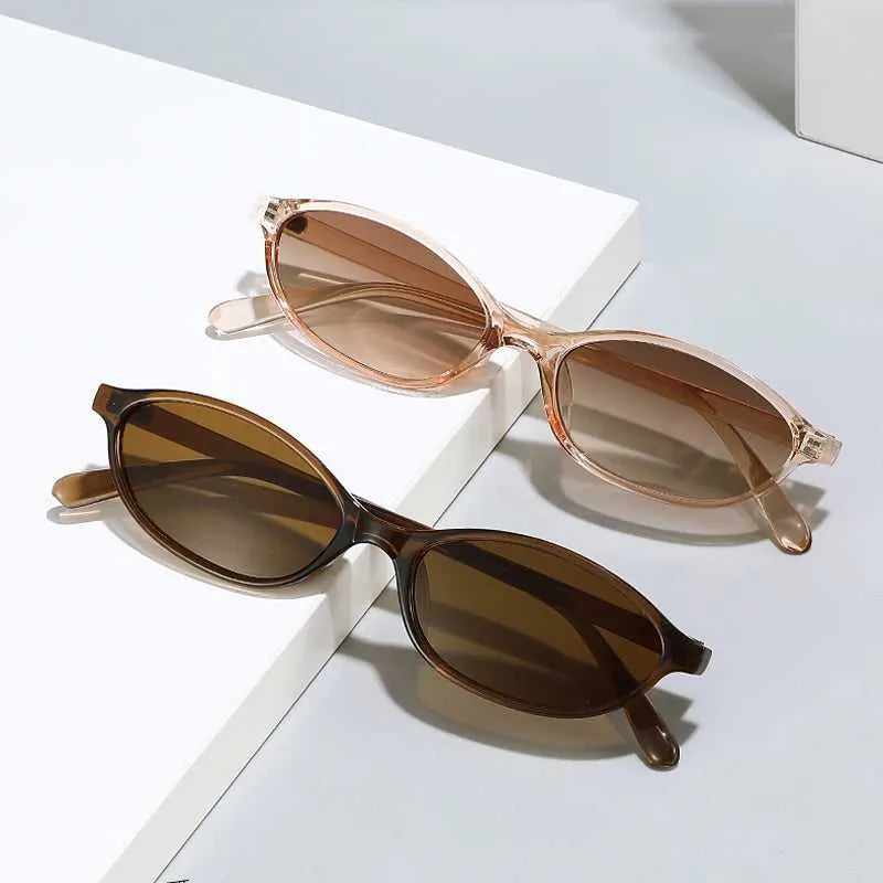 Retro Oval Frame Sunglasses
