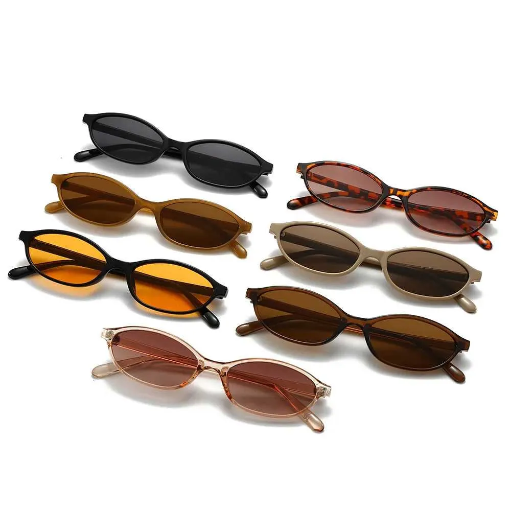 Retro Oval Frame Sunglasses