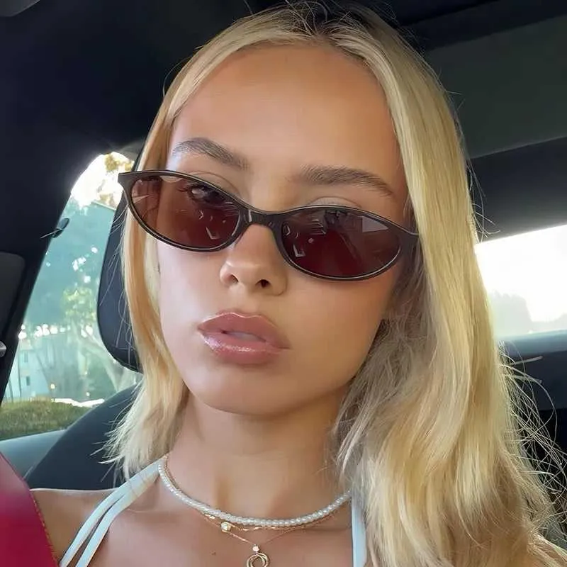 Retro Oval Frame Sunglasses