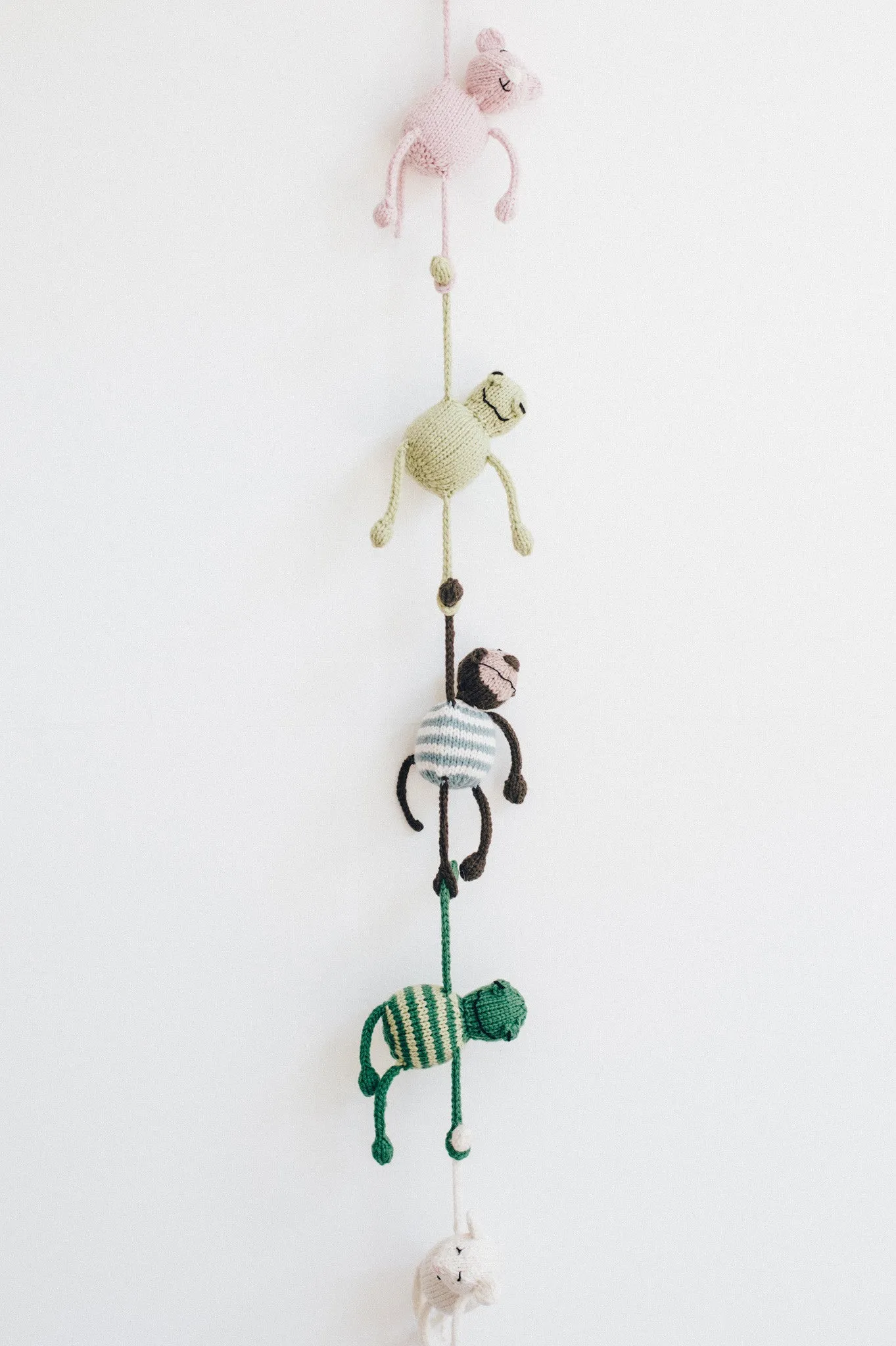 string along toy kits