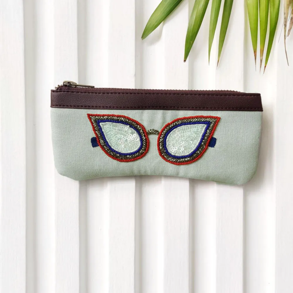 Teekhi Nazre - Handcrafted Beadwork Cotton Spectacle Case